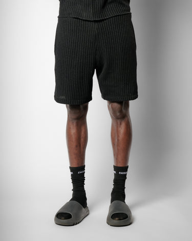 CHIQUE NOIR - KNITTED SHORT BLACK